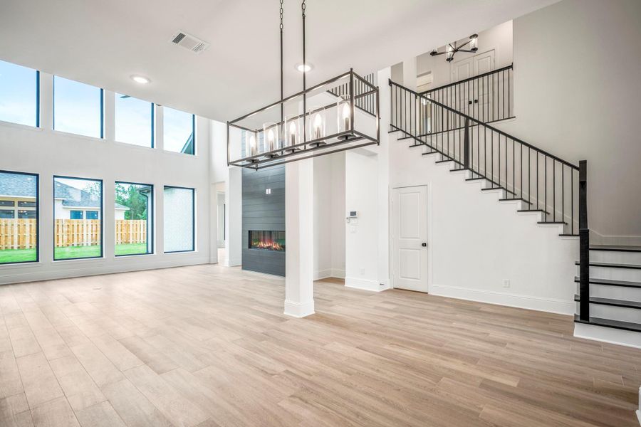 Spacious, unfurnished interior of a new home in Colton, Montgomery (Image 27).