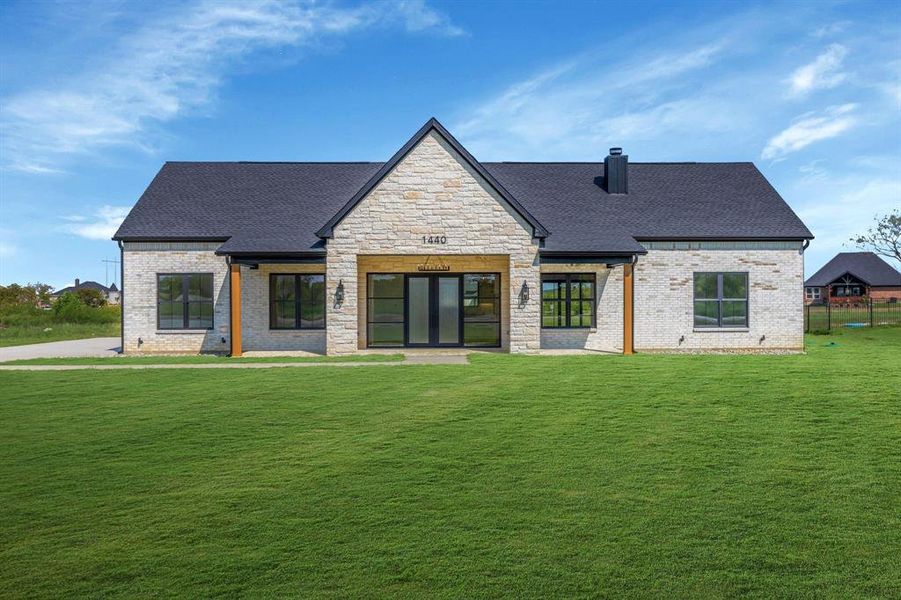Exterior details and patio area of a home in , Joshua (Image 23).