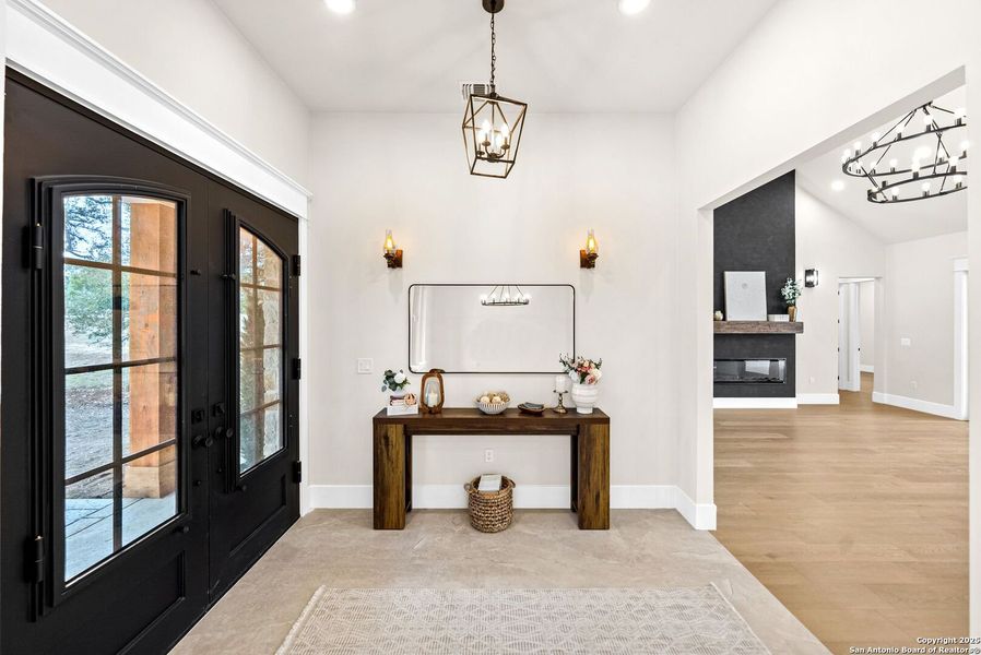 Furnished interior view inside a new home in , Bandera (Image 18).