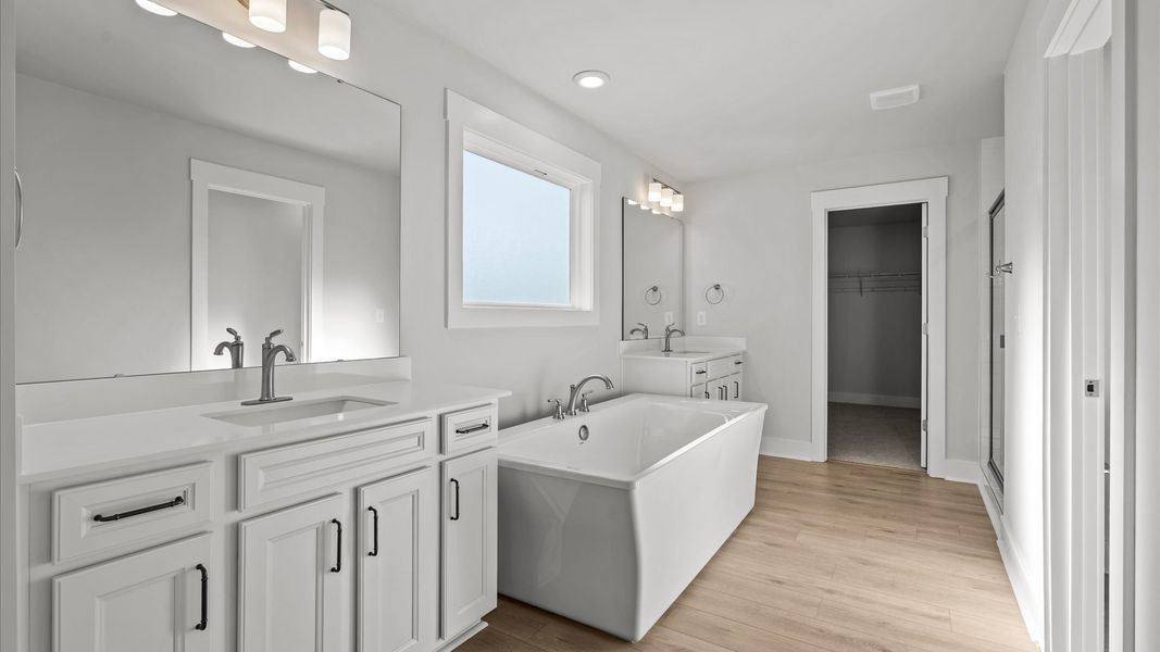 Furnished interior view inside a new home in Wells Crossing, Seneca (Image 25).