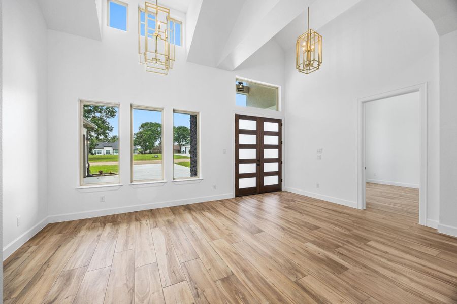 Spacious, unfurnished interior of a new home in , Hempstead (Image 28). Spacious, unfurnished interior of a new home in , Hempstead (Image 28).