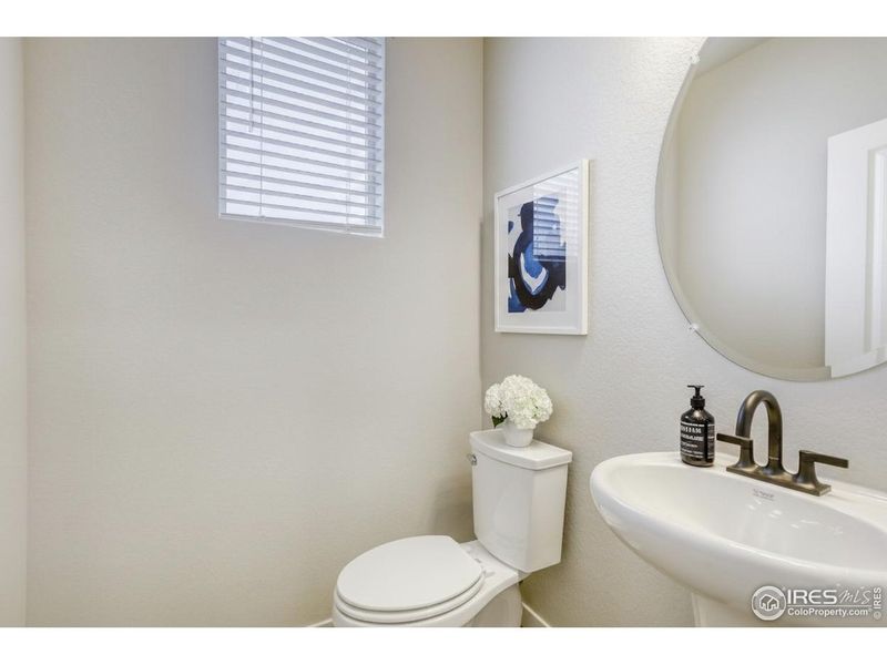 Furnished interior view inside a new home in Waterfield, Fort Collins (Image 4).