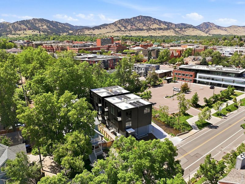 Image 34 of a home in .