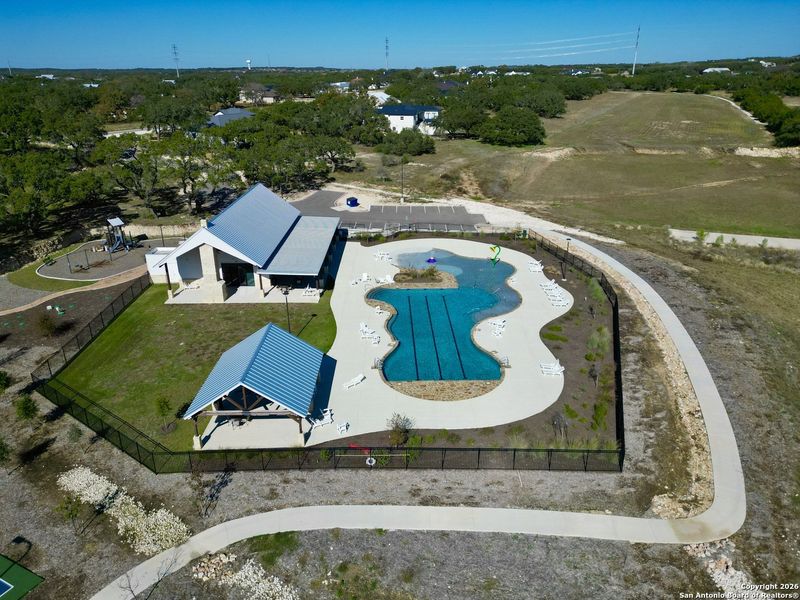 Community amenities in , Bulverde (Image 40).