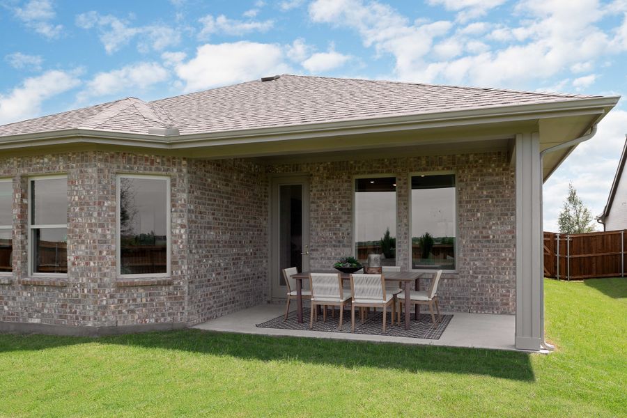 Representative exterior details of a home built from the Savannah by Tri Pointe Homes in LaPrelle, Haslet (Image 3). Representative exterior details of a home built from the Savannah by Tri Pointe Homes in LaPrelle, Haslet (Image 3).