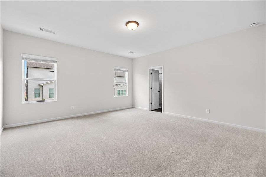 Spacious, unfurnished interior of a new home in , Lilburn (Image 15).