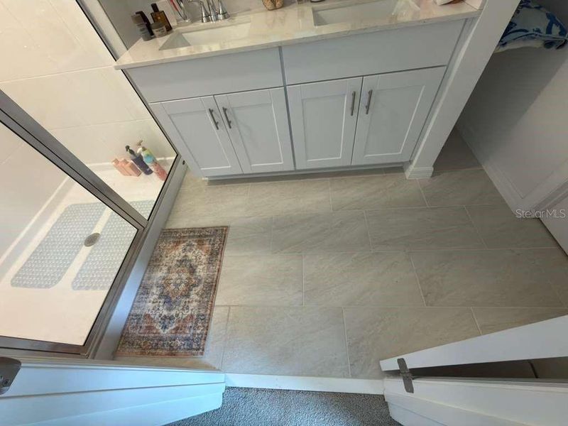 Image 10 of a home in . Image 10 of a home in .