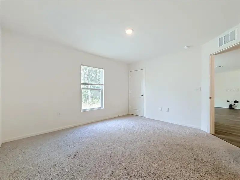 Spacious, unfurnished interior of a new home in The Collection at Ocklawaha, Ocklawaha (Image 31). Spacious, unfurnished interior of a new home in The Collection at Ocklawaha, Ocklawaha (Image 31).