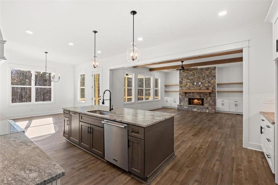 Furnished interior view inside a new home in , Waleska (Image 16).