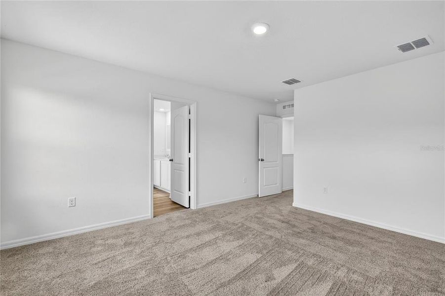 Spacious, unfurnished interior of a new home in , Astatula (Image 29). Spacious, unfurnished interior of a new home in , Astatula (Image 29).