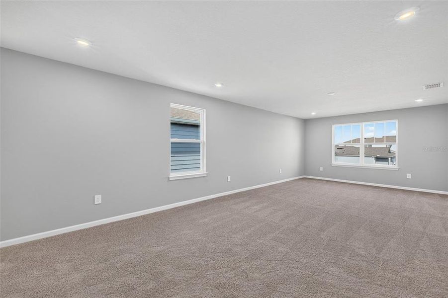 Spacious, unfurnished interior of a new home in Crosswind Ranch, Parrish (Image 15). Spacious, unfurnished interior of a new home in Crosswind Ranch, Parrish (Image 15).