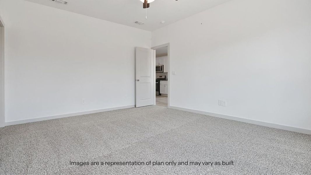 Spacious, unfurnished interior of a new home in Terra Vista, Lubbock (Image 18).