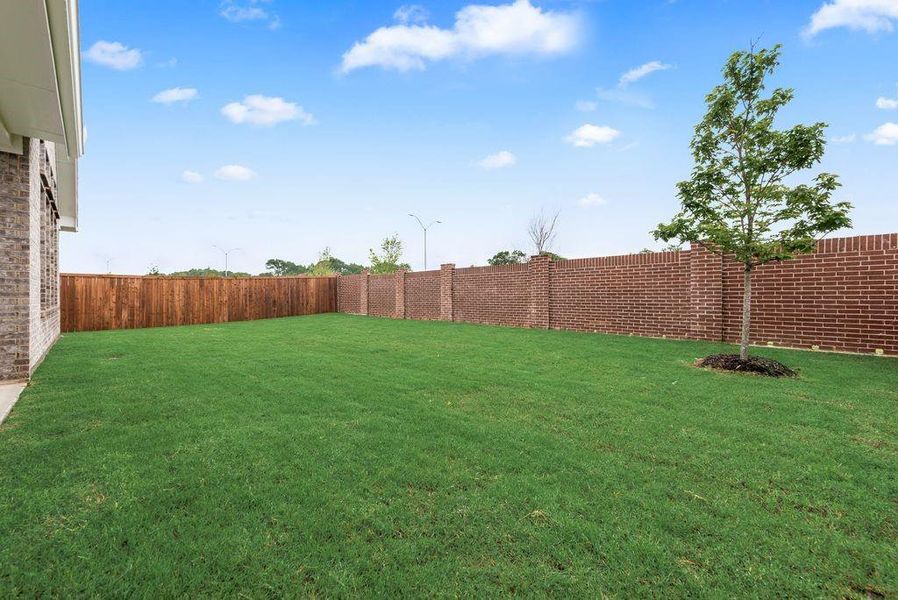 Exterior details and patio area of a home in Wildflower Ranch, Fort Worth (Image 4).