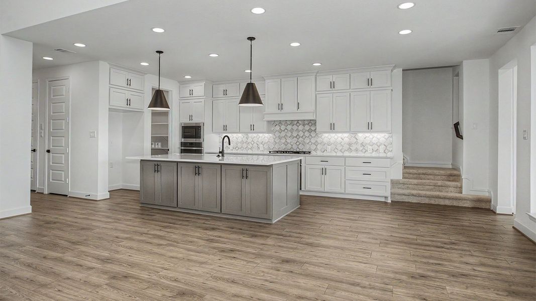 Furnished interior view inside a new home in Valencia, Manvel (Image 4).
