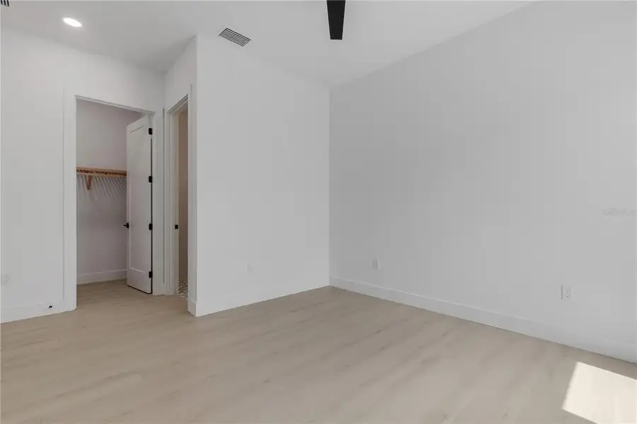 Spacious, unfurnished interior of a new home in , Sarasota (Image 17). Spacious, unfurnished interior of a new home in , Sarasota (Image 17).