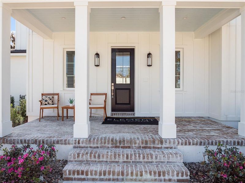 Exterior details and patio area of a home in , Oakland (Image 3).
