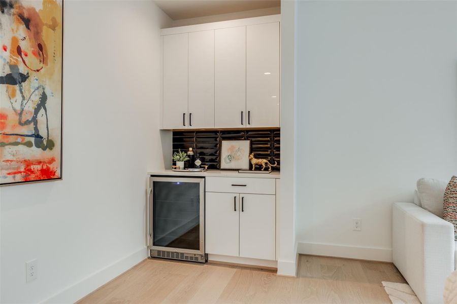 ASK ABOUT CUSTOMIZATION OPTIONS DURING CONSTRUCTION ONLY *MAZZARINO MODEL HOME * PHOTOS MAY SHOW A SIMILAR FLOOR PLAN AND/OR UPGRADED/ALTERNATIVE FINISHES * Please use these photos as a guide *THIS IS AN ACTIVE CONSTRUCTION SITE, BUYERS MUST REQUEST APPOINTMENT TO BE ON PREMISE AT ALL TIMES.