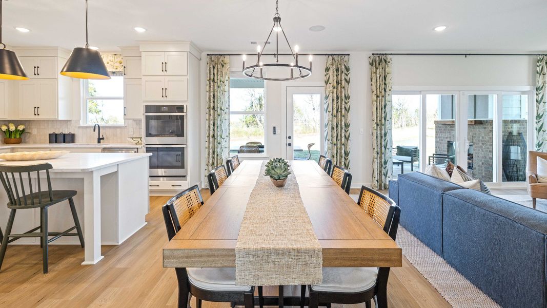 Representative furnished interior of a home built from the Wynwood by DRB Homes in McClure Farms, Columbia (Image 8).