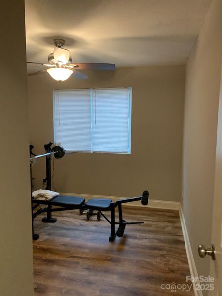 Image 15 of a home in .