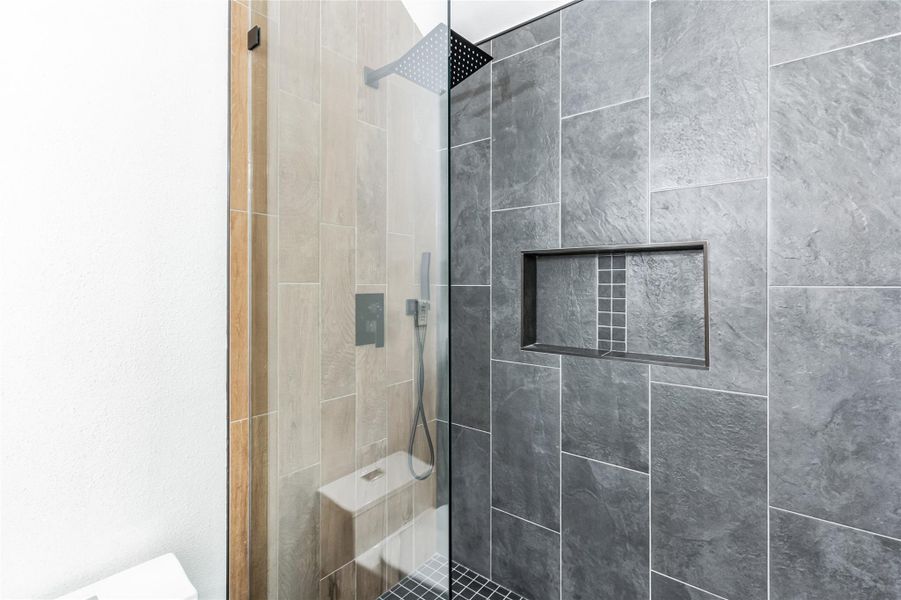 Spacious, unfurnished interior of a new home in , Horseshoe Bay (Image 35). Spacious, unfurnished interior of a new home in , Horseshoe Bay (Image 35).