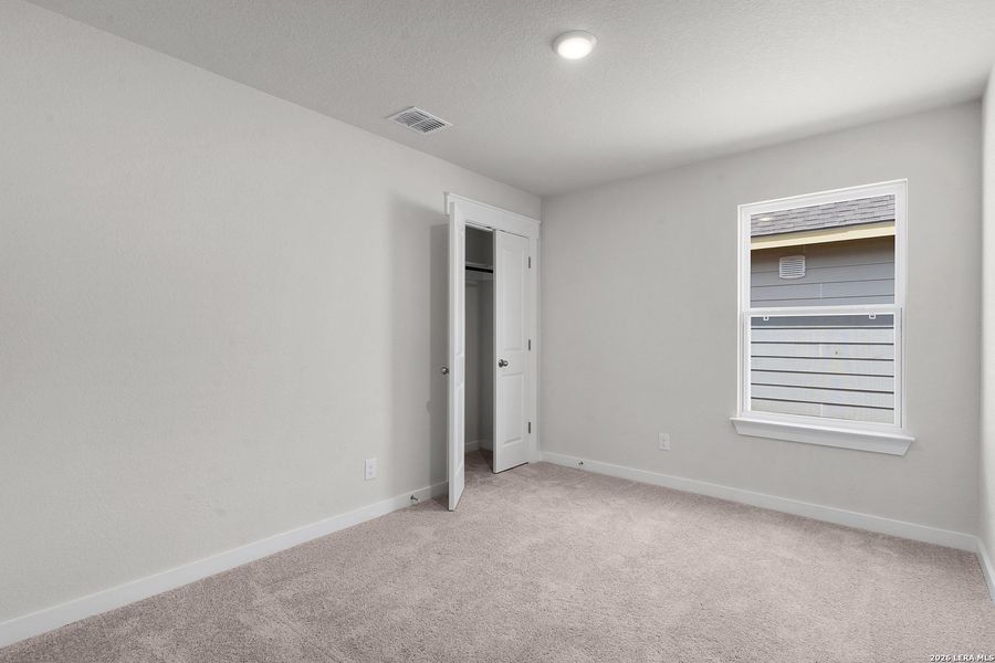 Spacious, unfurnished interior of a new home in Prairie Green, Converse (Image 15).