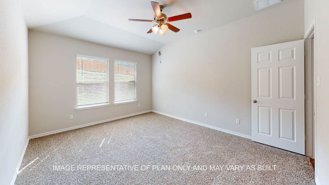 Spacious, unfurnished interior of a new home in Creekfall, Burnet (Image 24).