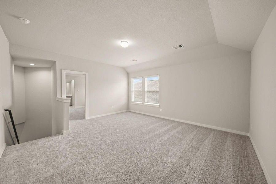 Spacious, unfurnished interior of a new home in Barton Creek Ranch, Conroe (Image 15). Spacious, unfurnished interior of a new home in Barton Creek Ranch, Conroe (Image 15).