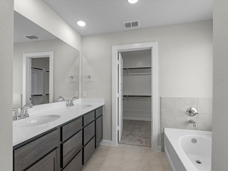 Furnished interior view inside a new home in Mason Woods, Cypress (Image 5). Furnished interior view inside a new home in Mason Woods, Cypress (Image 5).