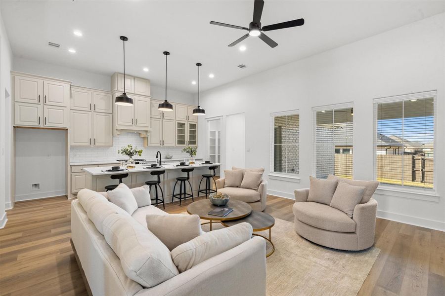 Furnished interior view inside a new home in , Bryan (Image 14).