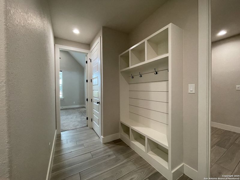 Spacious, unfurnished interior of a new home in , Castroville (Image 14).