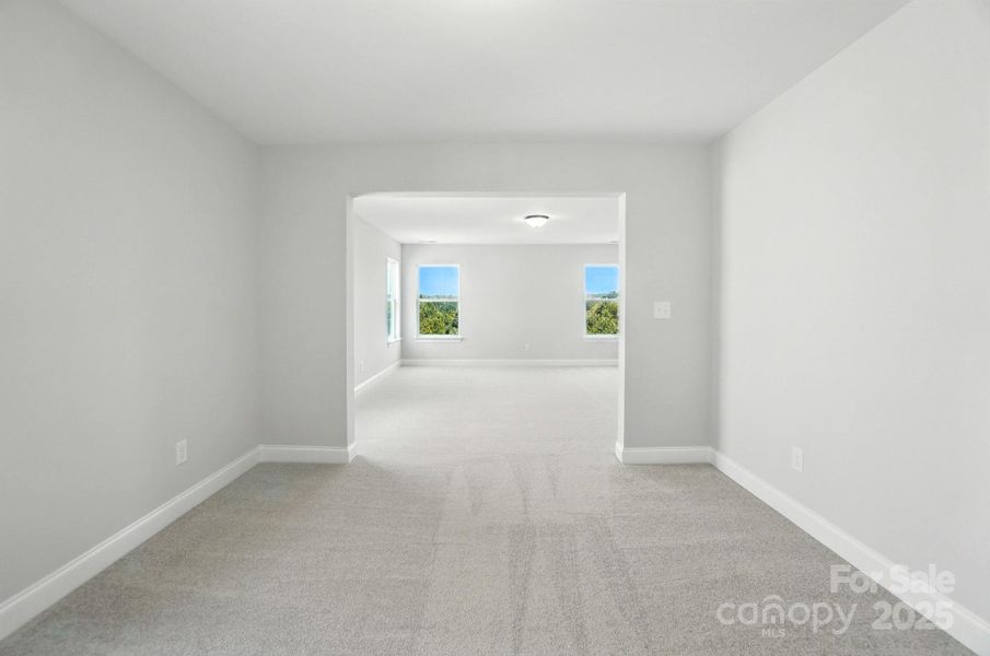 Spacious, unfurnished interior of a new home in Summerlin, Mooresville (Image 26).