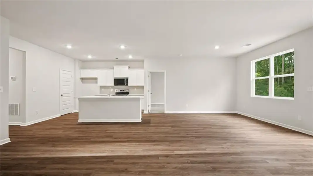 Spacious, unfurnished interior of a new home in Champion's Run, Lithonia (Image 22).