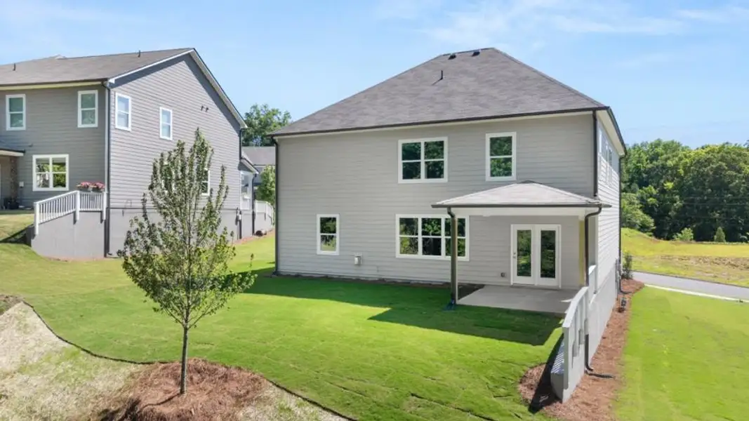Exterior details and patio area of a home in Falcon Landing, Gainesville (Image 4).