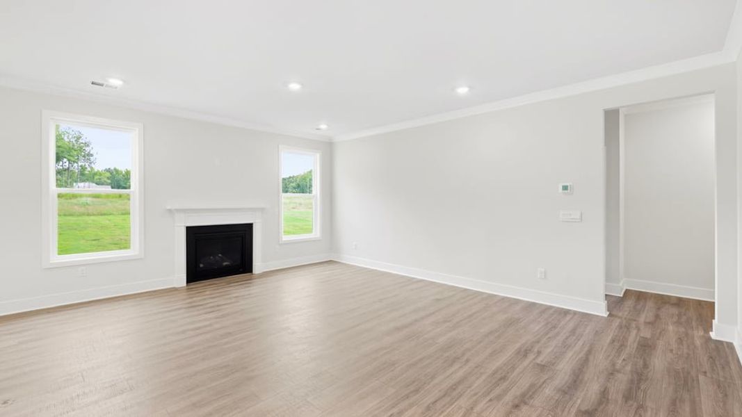 Spacious, unfurnished interior of a new home in Adams Glen, Greenville (Image 26).