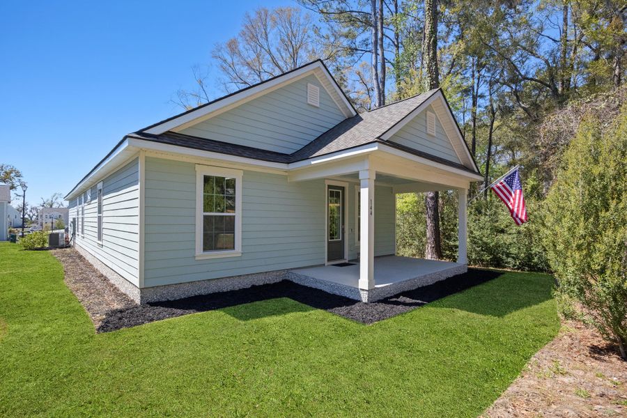 Exterior details and patio area of a home in , Beaufort (Image 3).