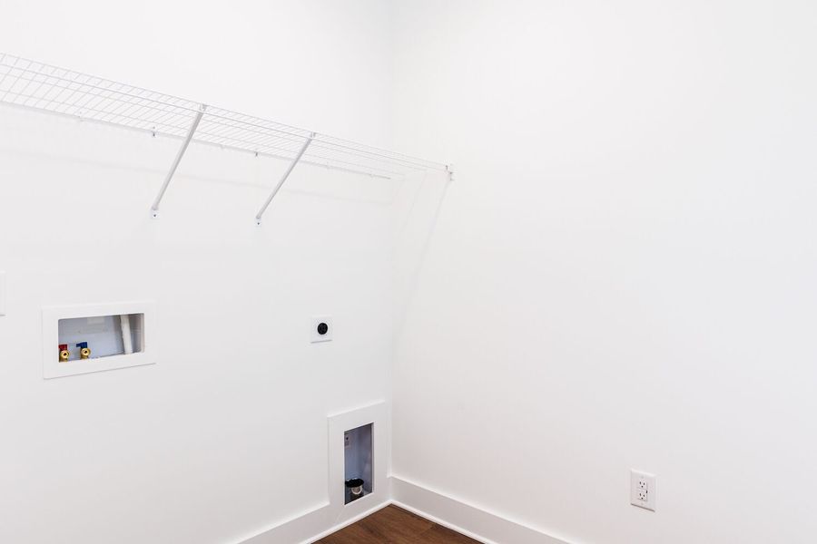 Spacious, unfurnished interior of a new home in High Grove Oaks, Fuquay Varina (Image 50).