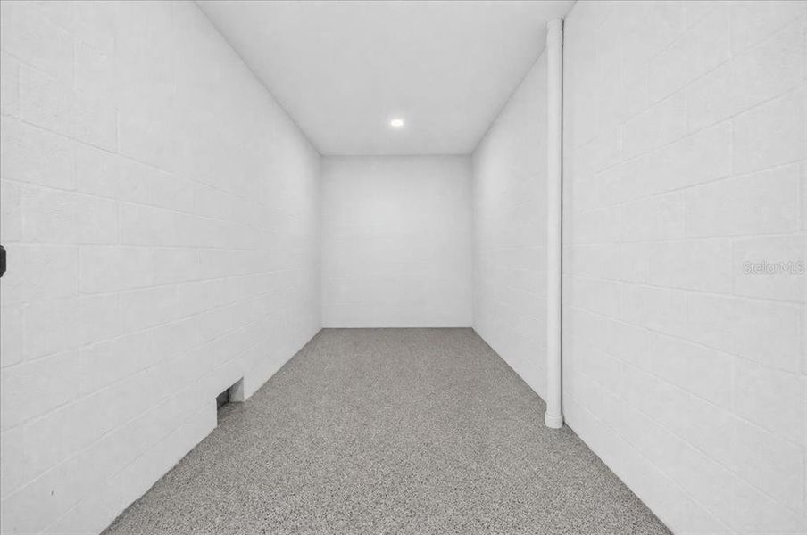 Spacious, unfurnished interior of a new home in , Redington Shores (Image 23).