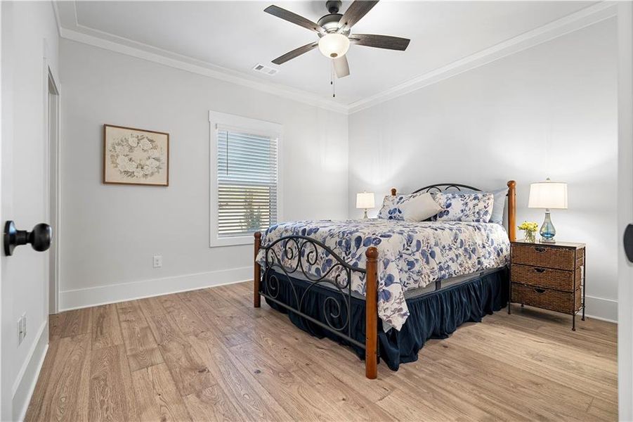 Furnished interior view inside a new home in , Monroe (Image 43).