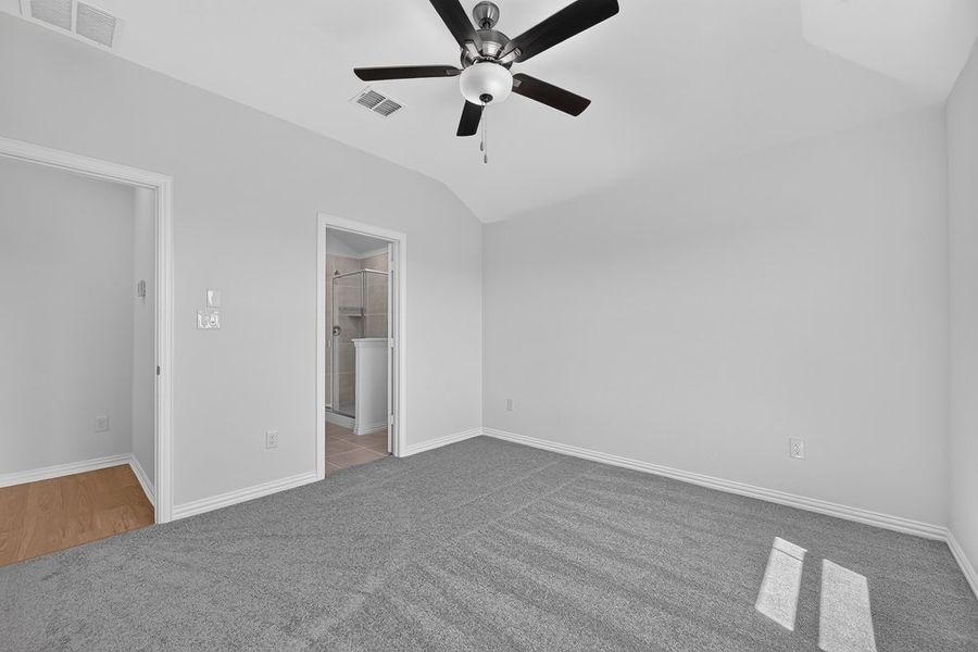 Spacious, unfurnished interior of a new home in Parks at Foster Crossing, Anna (Image 24).
