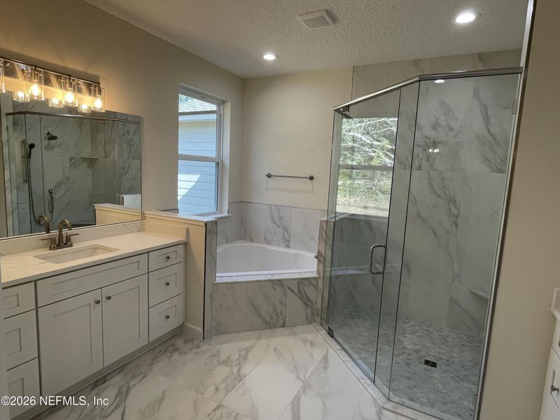 Furnished interior view inside a new home in , Keystone Heights (Image 10).