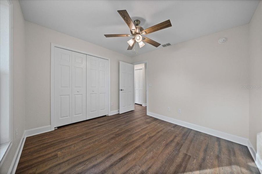 Spacious, unfurnished interior of a new home in , Summerfield (Image 25).