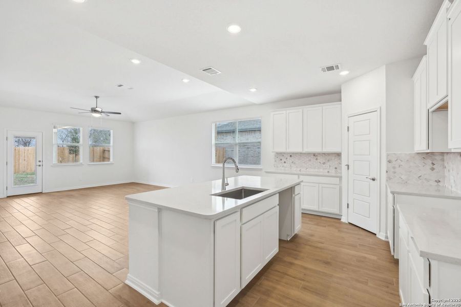 Furnished interior view inside a new home in Carmel Ranch, Schertz (Image 17).