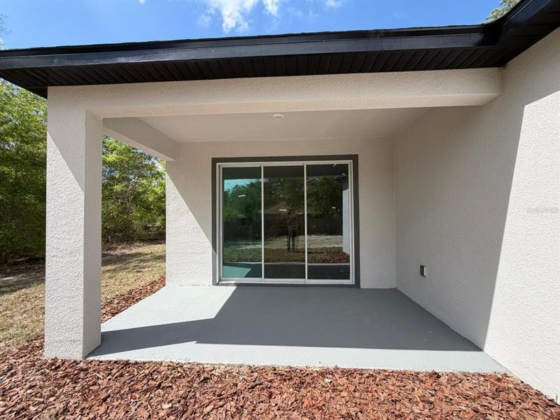 Exterior details and patio area of a home in , Dunnellon (Image 21). Exterior details and patio area of a home in , Dunnellon (Image 21).