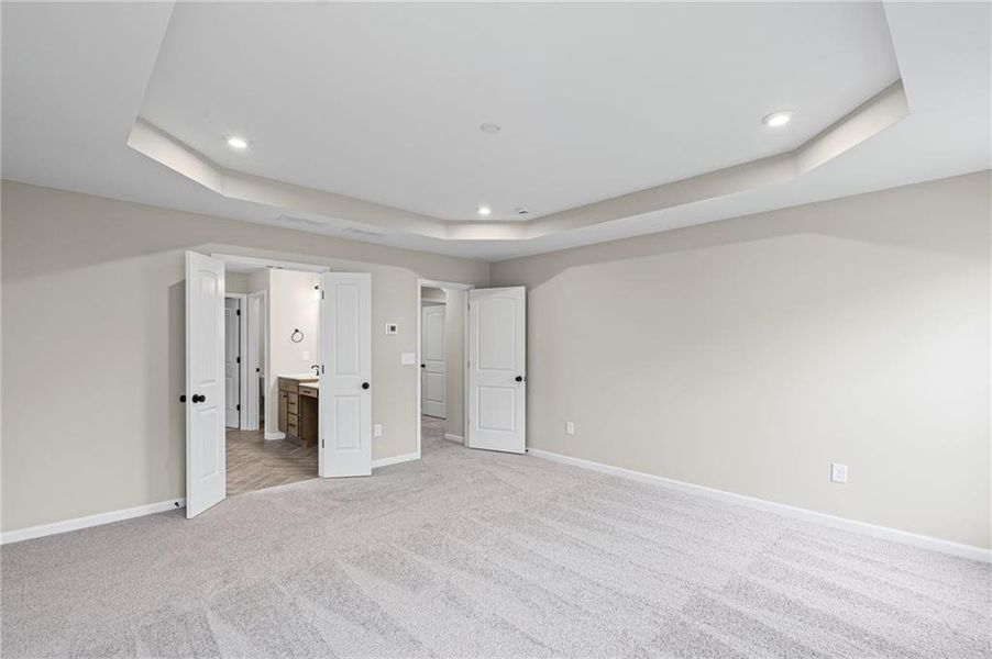 Spacious, unfurnished interior of a new home in Twin Lakes, Hoschton (Image 15).