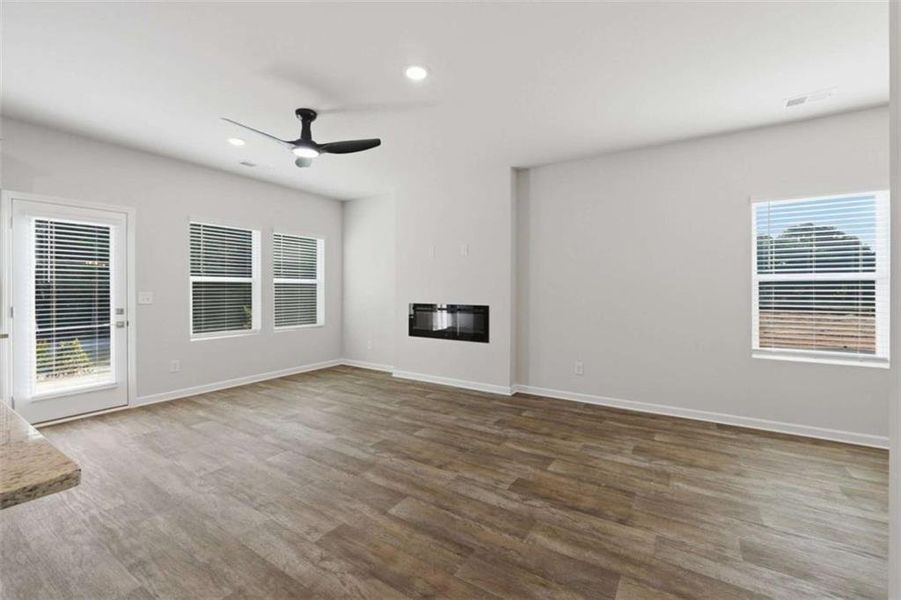 Spacious, unfurnished interior of a new home in Parkway James, Snellville (Image 22).