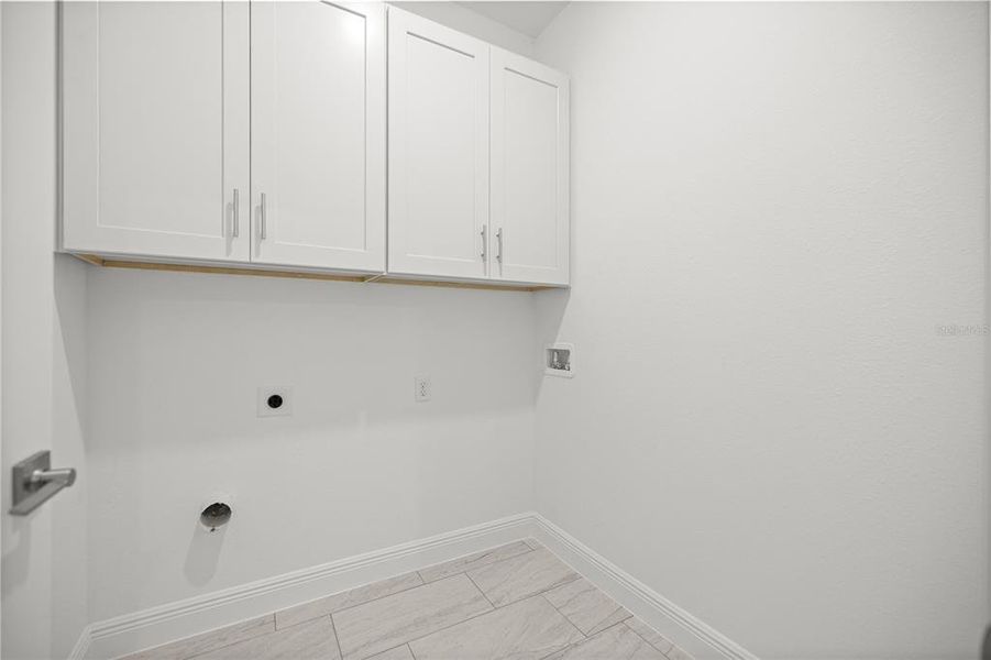 Spacious, unfurnished interior of a new home in , Ocala (Image 18). Spacious, unfurnished interior of a new home in , Ocala (Image 18).