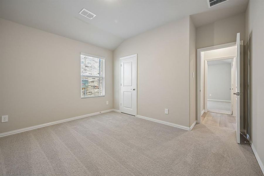Spacious, unfurnished interior of a new home in Parks at Foster Crossing - Signature Series, Anna (Image 31). Spacious, unfurnished interior of a new home in Parks at Foster Crossing - Signature Series, Anna (Image 31).