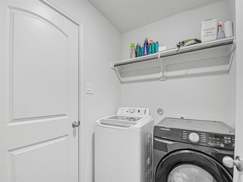 Image 25 of a home in Retreat at Fossil Creek. Image 25 of a home in Retreat at Fossil Creek.