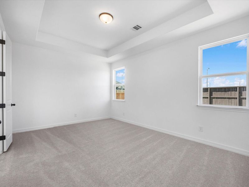 Spacious, unfurnished interior of a new home in Dellrose, Hockley (Image 17).