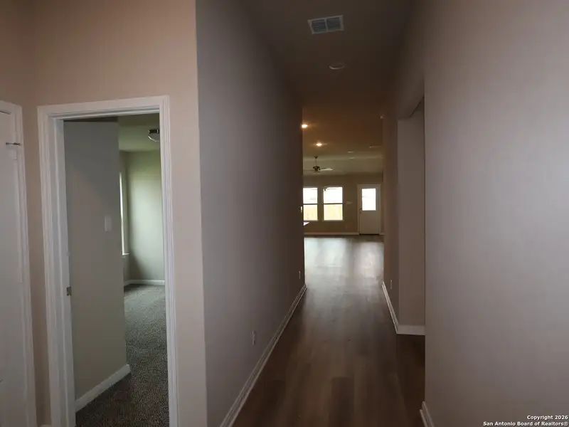 Spacious, unfurnished interior of a new home in Meadows at Clear Springs, New Braunfels (Image 32).